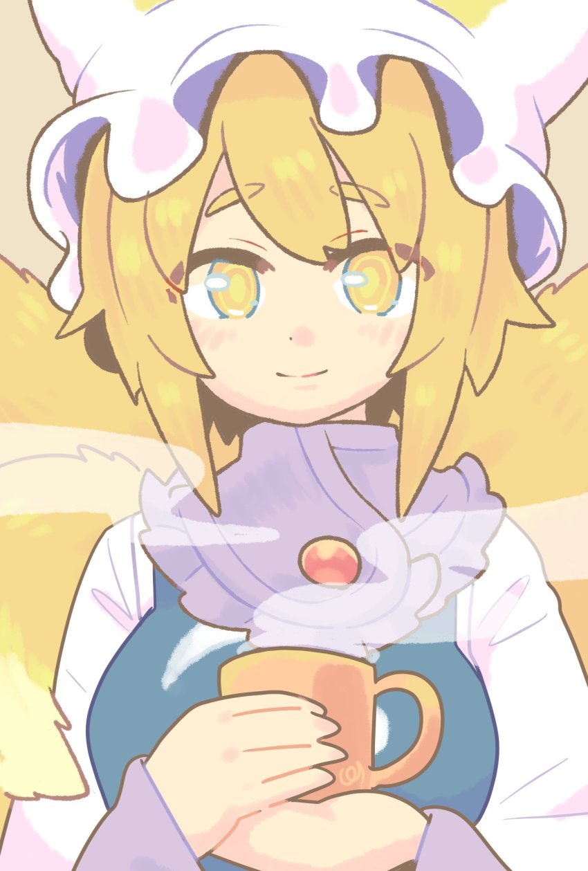 1girl animal_ears animal_hat blonde_hair blush breasts closed_mouth coffee_mug cup dress fox_ears fox_tail hat highres holding kitsune kyuubi looking_at_viewer medium_breasts mob_cap mug multiple_tails pmx short_hair simple_background smile solo tabard tail thick_eyebrows touhou upper_body white_dress white_hat yakumo_ran yellow_background yellow_eyes