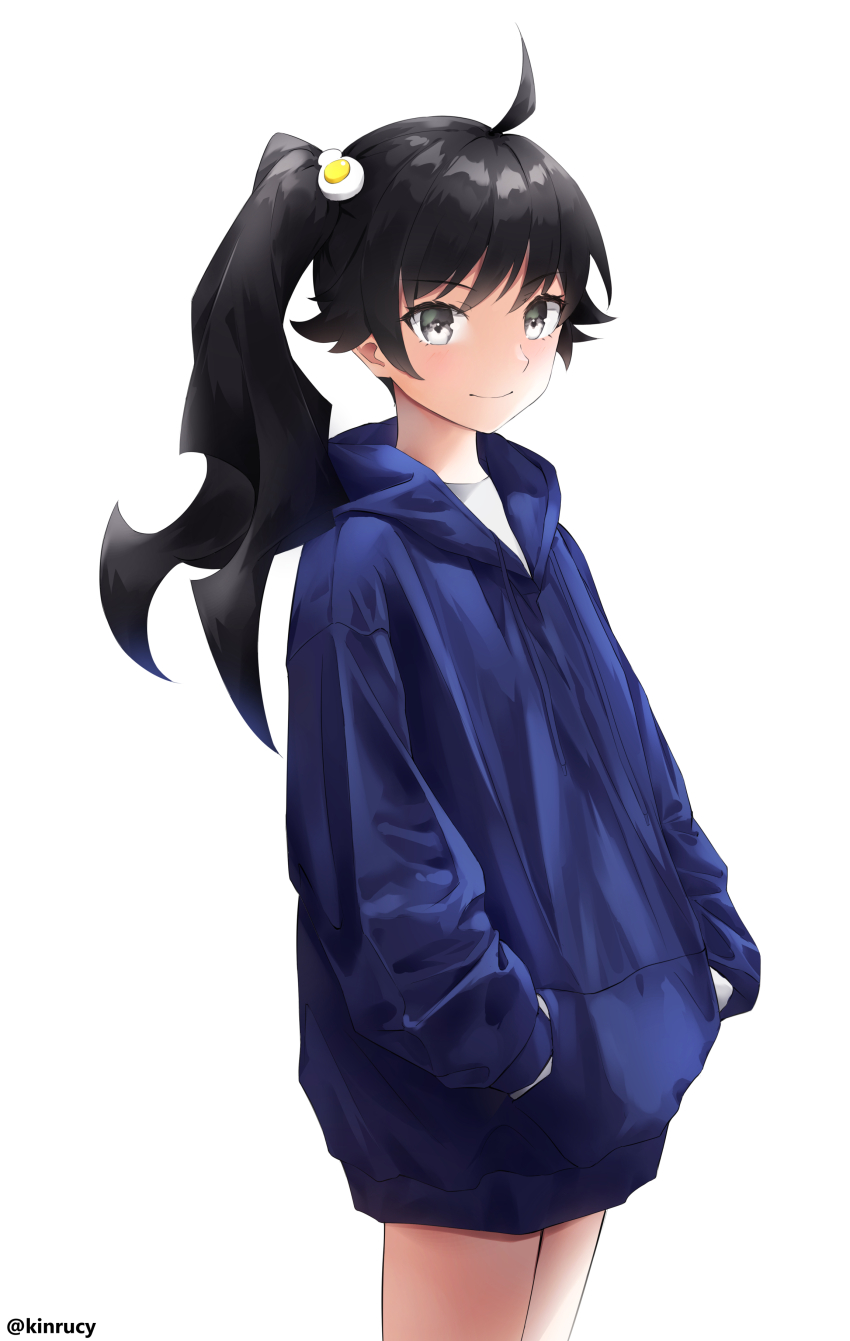 1girl absurdres ahoge araragi_karen arms_at_sides artist_name black_eyes black_hair blue_hood closed_mouth commentary egg_hair_ornament eyelashes food-themed_hair_ornament fried_egg from_side hair_ornament hands_in_pockets highres hood hood_down kinrucy korean_commentary light_smile long_hoodie long_sleeves looking_at_viewer looking_to_the_side monogatari_(series) shirt side_ponytail simple_background smile solo t-shirt twitter_username white_background white_shirt