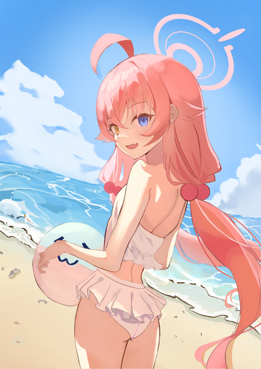 1girl absurdres ahoge ball beach beachball bikini blue_archive emoticon1003 fang frilled_bikini frills from_behind hair_bobbles hair_ornament halo heterochromia highres holding holding_ball hoshino_(blue_archive) hoshino_(swimsuit)_(blue_archive) inflatable_toy looking_at_viewer low_twintails ocean official_alternate_costume pink_hair pink_halo skin_fang solo swimsuit twintails white_bikini