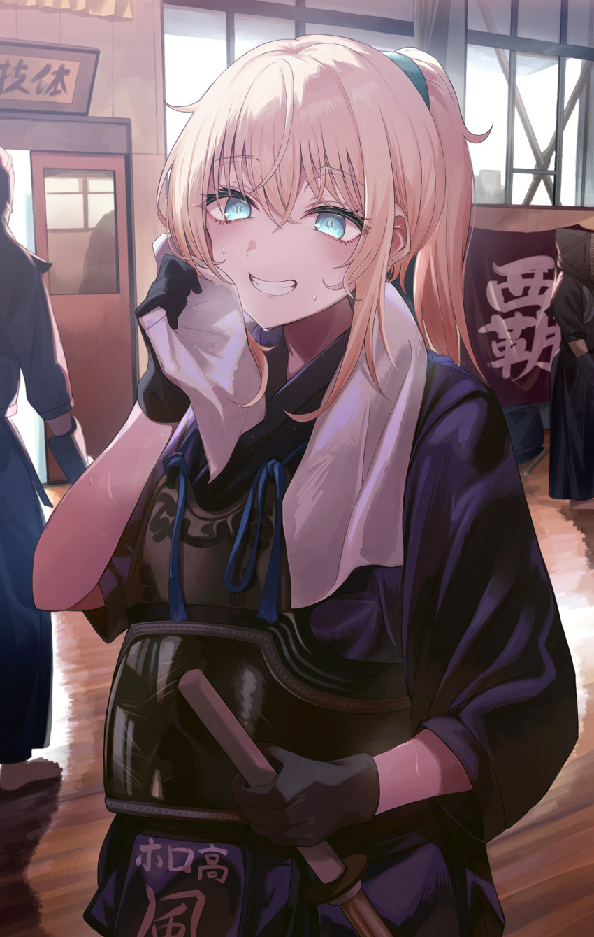 1girl 2others absurdres alternate_costume black_gloves blonde_hair blue_eyes bokken bougu dojo gloves hair_between_eyes highres hololive indoors kazama_iroha kendo long_hair looking_at_viewer miyabino_(miyabi1616) multiple_others parted_lips ponytail smile solo_focus sweat sword towel towel_around_neck virtual_youtuber weapon wiping_sweat wooden_sword