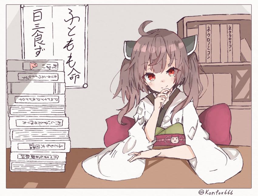 1girl ahoge arms_on_table back_bow blush book book_stack bookshelf bow brown_hair cat_ornament commentary_request hand_on_own_chin highres indoors japanese_clothes kimono knife_hair_ornament konfox666 looking_at_viewer messy_hair obi poster_(object) red_eyes sash simple_background sitting sketch solo table touhoku_kiritan translation_request twintails twitter_username voiceroid white_kimono