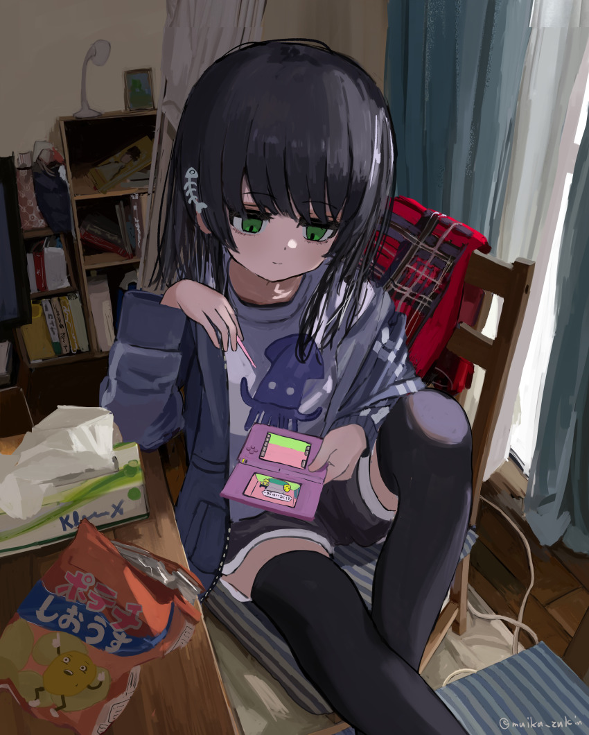1girl absurdres black_hair chips_(food) fish_skeleton food handheld_game_console highres indoors jitome light_smile long_hair nintendo_ds original potato_chips short_shorts shorts sitting slice_of_life solo thighhighs tissue_box wanigumo