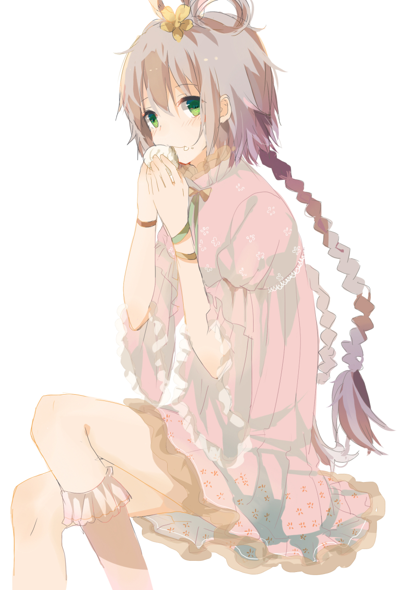 1girl bad_id bad_pixiv_id braid brown_hair eating female_focus food green_eyes hair_ornament highres long_hair looking_at_viewer luo_tianyi solo vocaloid vocanese vsinger_(vocaloid) zgxuke