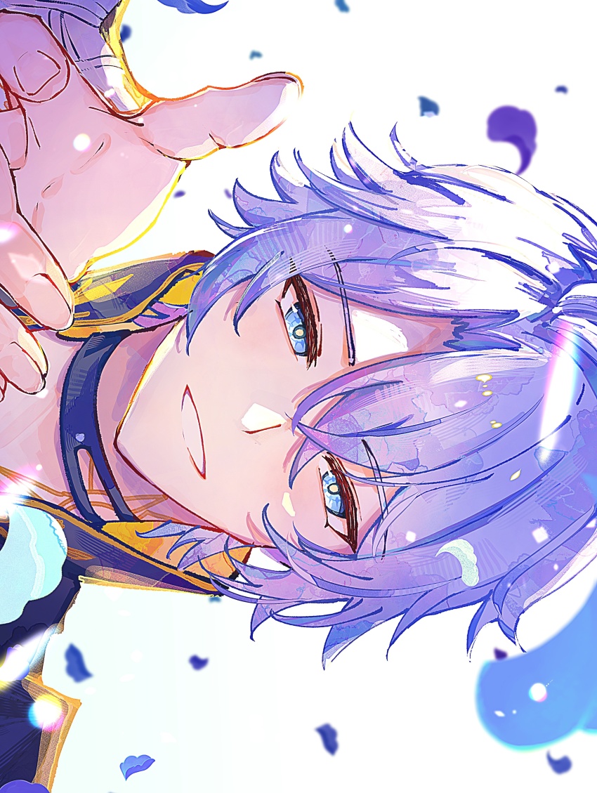1boy absurdres antenna_hair armor black_choker black_shirt blue_eyes choker commentary_request highres honkai:_star_rail honkai_(series) male_focus neck_tattoo parted_bangs pauldrons phainon_(honkai:_star_rail) reaching reaching_towards_viewer shirt short_hair shoulder_armor sideways simple_background single_pauldron smile solo sun_symbol sun_tattoo tamadon_(tamadonoekaki) tan tattoo white_background white_hair
