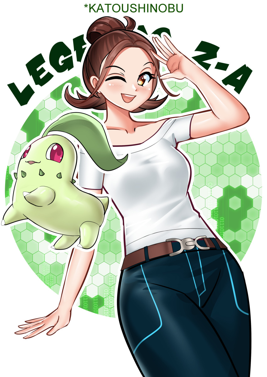 1girl ;d \||/ absurdres ahoge arm_at_side arm_up artist_name belt belt_buckle black_pants blush breasts brown_belt brown_eyes brown_hair buckle chikorita commentary copyright_name covered_groin cowboy_shot english_commentary flipped_hair forehead gen_2_pokemon green_background hair_pulled_back harmony_(pokemon) highres honeycomb_(pattern) honeycomb_background katou_shinobu looking_at_viewer medium_breasts nintendo no_headwear no_jacket one_eye_closed open_mouth outline pants pokemon pokemon_(creature) pokemon_legends:_z-a red_eyes shirt short_hair short_sleeves smile standing t-shirt taut_clothes taut_shirt topknot white_background white_outline white_shirt
