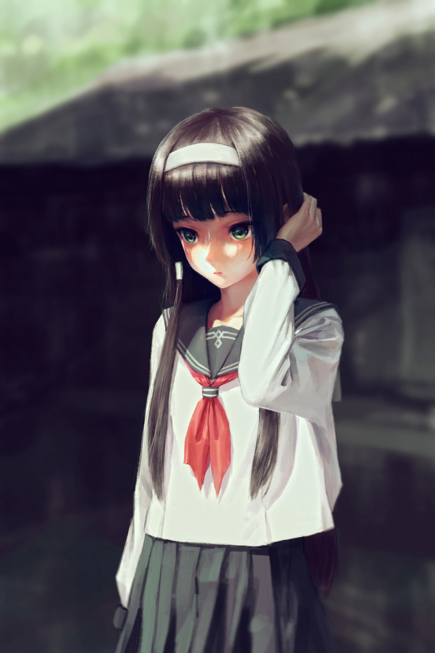 1girl bishoujo_mangekyou bishoujo_mangekyou:_kotowari_to_meikyuu_no_shoujo bishoujo_mangekyou_(series) black_hair black_skirt blunt_bangs blurry blurry_background closed_mouth collared_shirt cowboy_shot day green_eyes grey_sailor_collar hair_tubes hairband hand_in_own_hair highres long_hair long_sleeves neckerchief outdoors pleated_skirt red_neckerchief renge_(bishoujo_mangekyou) sailor_collar sailor_shirt school_uniform serafuku shirt skirt solo standing very_long_hair viscum white_hairband white_shirt