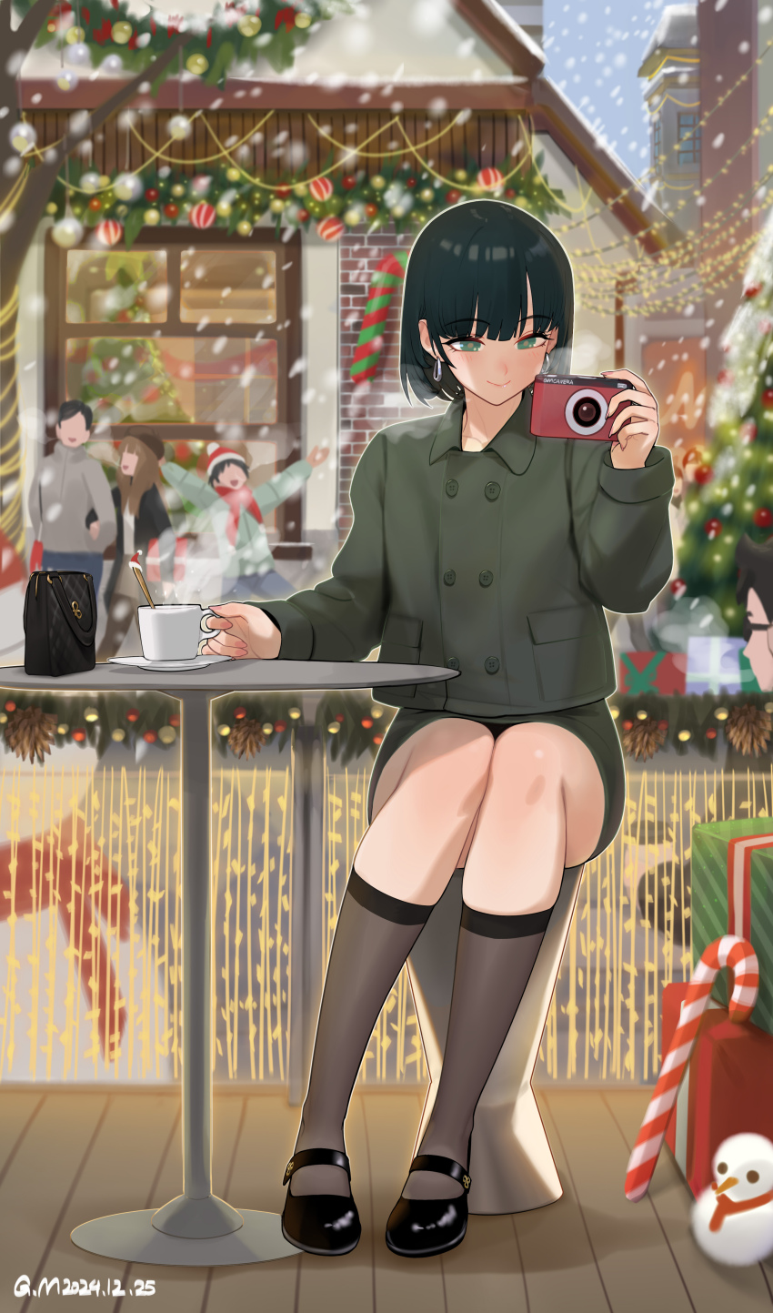 2boys 2girls absurdres black_hair blush breasts christmas christmas_lights christmas_ornaments christmas_tree earrings fur-trimmed_headwear fur_trim gift gloves gorgeous_mushroom green_eyes hat highres jewelry large_breasts long_hair merry_christmas multiple_boys multiple_girls open_mouth original santa_hat short_hair skirt smile yeqing_(gorgeous_mushroom)
