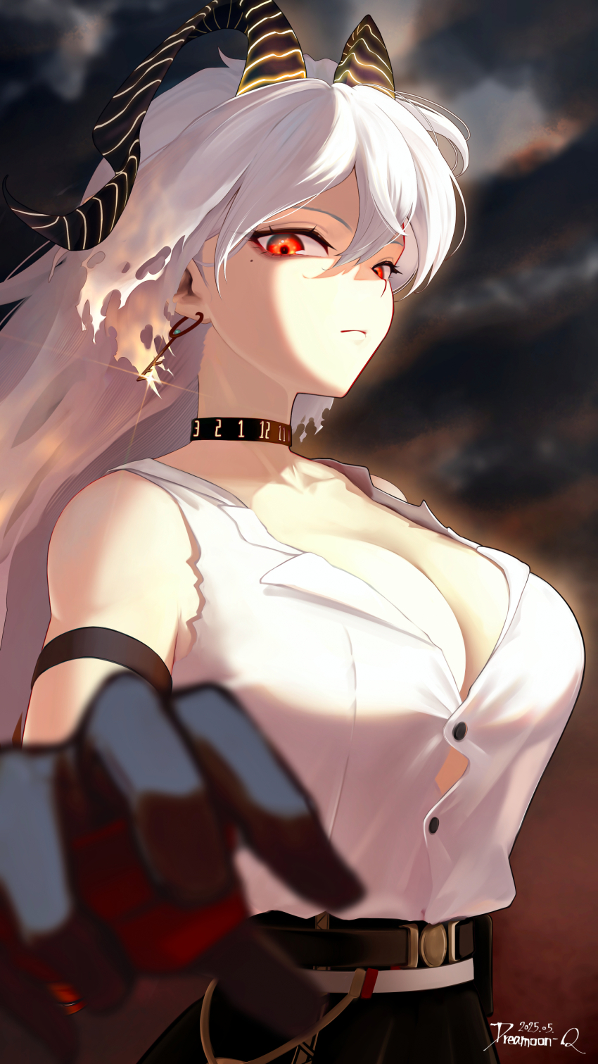 1girl absurdres arm_strap bare_shoulders black_choker black_horns breasts choker closed_mouth commentary cowboy_shot curled_horns dreamoon-q earrings highres horns jewelry key_earrings large_breasts long_hair looking_at_viewer red_eyes shirt shirt_tucked_in solo torn_clothes torn_shirt white_hair white_shirt wuthering_waves zani_(wuthering_waves)