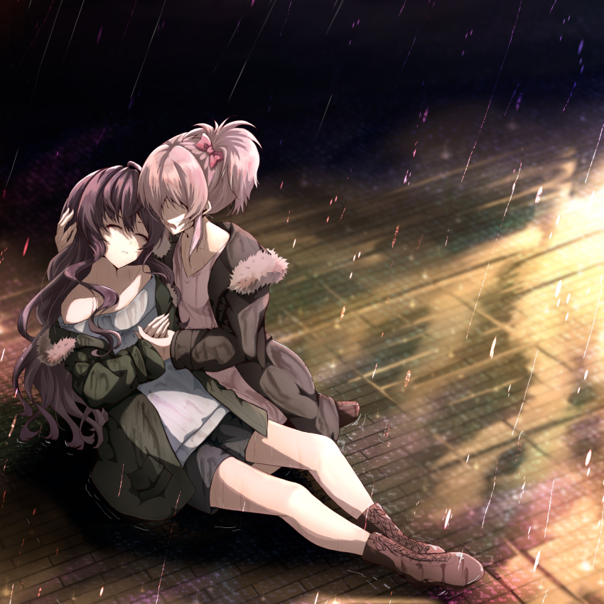 2girls black_shorts bow brown_coat brown_footwear brown_hair closed_eyes coat commentary_request fur-trimmed_hood fur_trim green_coat grey_sweater hair_bow highres hitofudegaki_usagi holding_hands hood ichinose_shiki idolmaster idolmaster_cinderella_girls jougasaki_mika long_hair lying_on_person multiple_girls off-shoulder_sweater off_shoulder outdoors pink_hair ponytail rain shorts sweater very_long_hair yuri