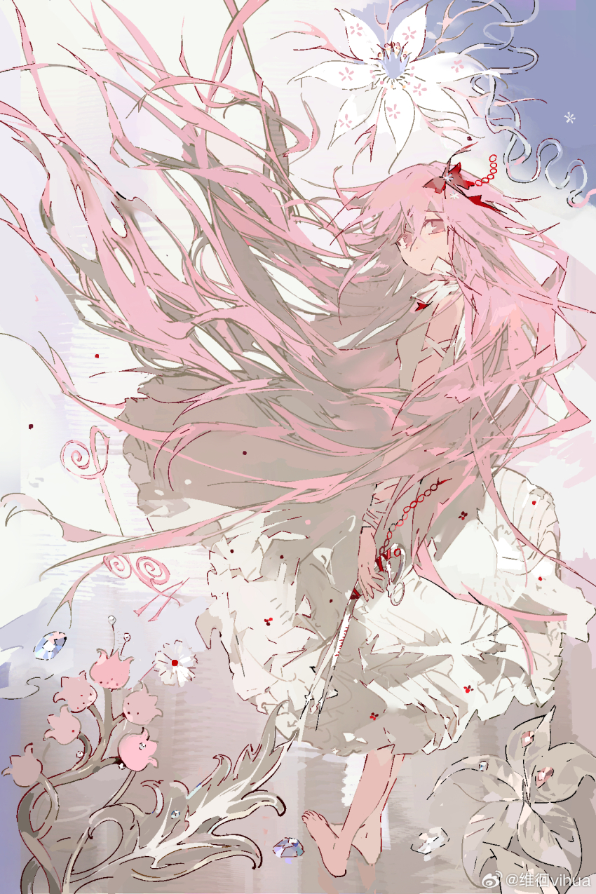 1girl absurdly_long_hair arm_ribbon bandaged_arm bandages bandaid bandaid_on_cheek bandaid_on_face barefoot blood bloody_knife blue_sky bow bud chinese_commentary cliff closed_mouth cloud commentary_request day dot_nose dress expressionless feet floating_clothes floating_hair flower from_behind full_body hair_between_eyes hair_bow highres holding holding_knife knife leaf long_hair looking_at_viewer looking_back ocean original outdoors pink_eyes pink_flower pink_hair red_bow ribbon sky sleeveless sleeveless_dress solo standing toes tulip very_long_hair vihua6 white_dress white_flower white_ribbon
