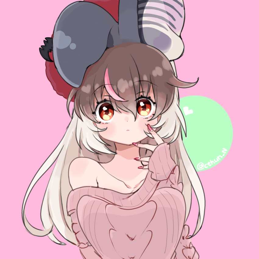 1girl animal_ears bare_shoulders bat_ears bat_girl brown_eyes brown_hair brown_long-eared_bat_(kemono_friends) closed_mouth cthun_n extra_ears grey_hair highres kemono_friends kemono_friends_v_project long_hair looking_at_viewer pink_sweater simple_background solo sweater virtual_youtuber