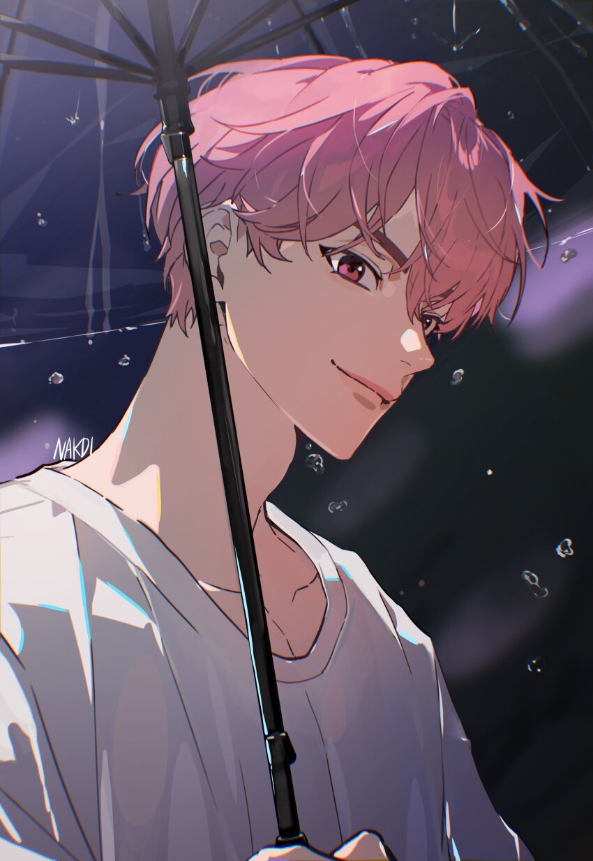 1boy absurdres bamby_(plave) hair_between_eyes highres holding holding_umbrella k-pop korean_commentary looking_at_viewer male_focus nakddidi pink_eyes pink_hair plave rain shirt short_hair smile solo transparent transparent_umbrella umbrella upper_body water_drop white_shirt