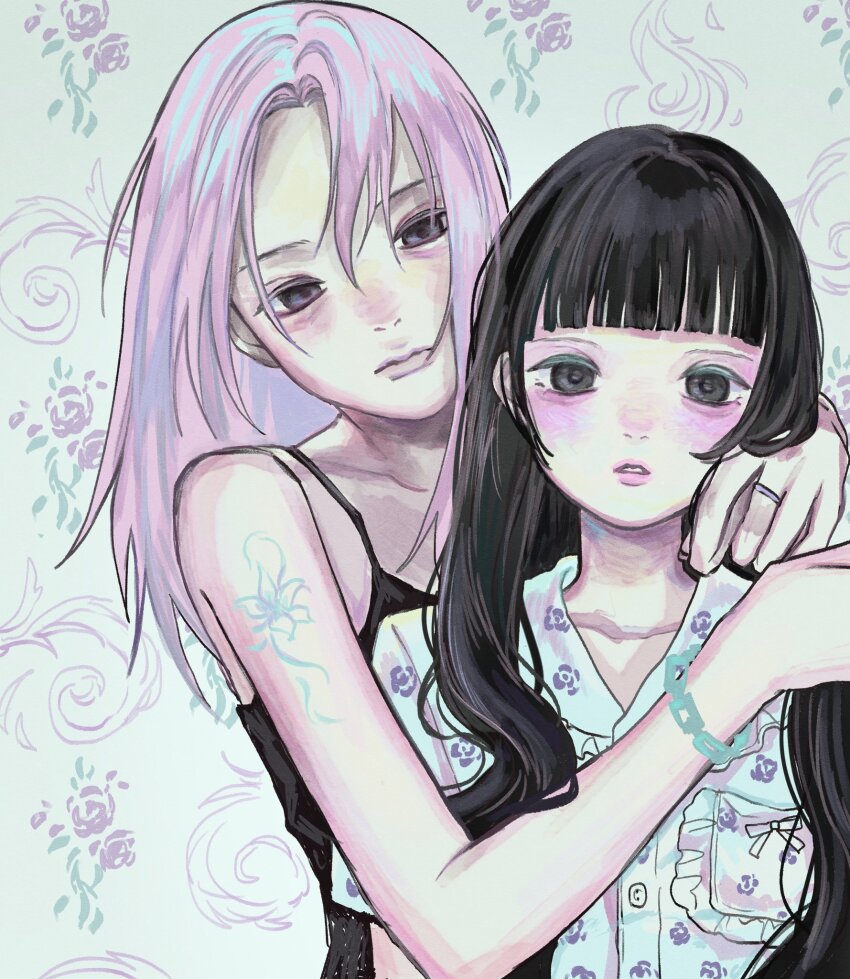 2girls arm_tattoo arms_around_neck black_eyes black_hair black_tank_top bracelet floral_background floral_print floral_print_shirt gokuraku_fish highres hug hug_from_behind jewelry long_hair looking_at_viewer multiple_girls original pink_hair ring tank_top tattoo