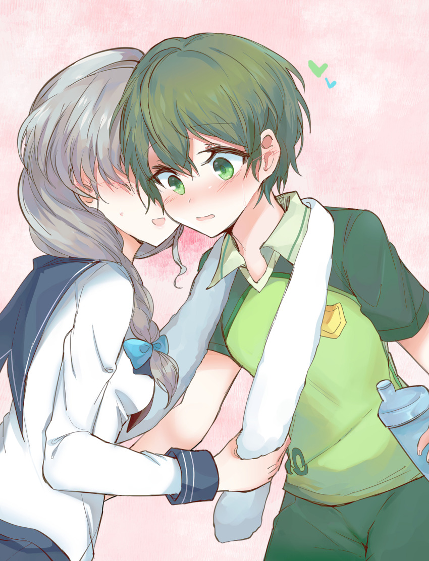 2girls 5p_(opi_32) battle_girl_high_school blue_bow bow braid green_eyes green_hair green_shirt green_shorts highres long_hair multiple_girls narumi_haruka pink_background sailor_collar school_uniform shirt shorts soccer_uniform sportswear tomboy towel towel_around_neck wakaba_subaru whispering white_shirt yuri
