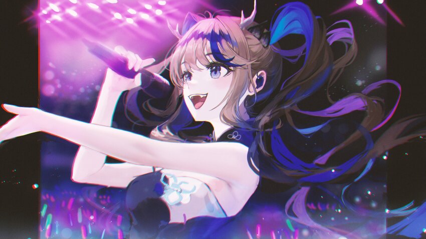 1girl absurdres airi_kanna bare_arms bare_shoulders bbeedol blue_hair brown_hair dragon_horns earpiece highres holding holding_microphone horns microphone multicolored_hair open_mouth outstretched_arm purple_eyes sleeveless smile solo stage_lights stellive twintails two-tone_hair upper_body virtual_youtuber