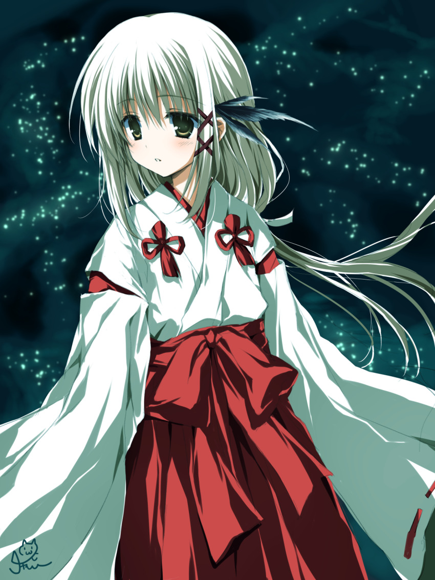 1girl 2000s_(style) chaamii cowboy_shot feather_hair_ornament feathers hair_ornament hakama hakama_skirt highres japanese_clothes long_hair looking_to_the_side miko nami_(tousui_kitan) night night_sky parted_lips red_hakama signature skirt sky sleeves_past_fingers sleeves_past_wrists solo tousui_kitan white_hair x_hair_ornament yellow_eyes