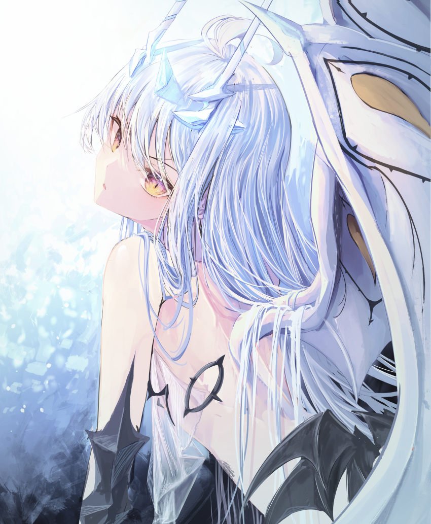 1girl absurdres bare_shoulders black_hands body_markings breasts colored_extremities dragon_girl dragon_horns dragon_wings faerie_knights_(fate) fate/grand_order fate_(series) forked_eyebrows hair_between_eyes highres horns long_hair looking_at_viewer melusine_(fate) melusine_(third_ascension)_(fate) revealing_clothes sideboob small_breasts solo tail upper_body white_hair wings yagi_(yagi5art) yellow_eyes