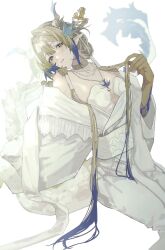  1girl arknights breasts cleavage colored_extremities cowboy_shot dragon_girl dragon_horns dragon_tail highres hjm_matsukasa horns long_hair looking_at_viewer multicolored_hair pants pointy_ears shu_(arknights) shu_(bingwenyuyou)_(arknights) sitting solo tail very_long_hair white_background white_pants 