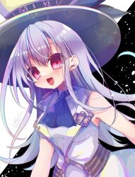  1girl bare_shoulders blue_necktie breasts emil_chronicle_online hat highres jacket kamishibaiya_iris leotard long_hair medium_breasts necktie open_mouth red_eyes satsuki_atan upper_body white_hair white_hat white_jacket white_leotard 