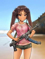 1girl artist_name beach blue_sky brown_eyes brown_hair casual closed_mouth clothes_writing commentary cowboy_shot dark-skinned_female dark_skin day drawstring english_text flat_chest folding_stock green_shorts gun gun_sling highres jungle_style long_hair looking_at_viewer ocean original outdoors pink_shirt pps-43 profanity shirt short_shorts short_sleeves shorts sky slut_shirt smile solo submachine_gun t-shirt tan water weapon wispy_bangs yellow_eyes zap-nik