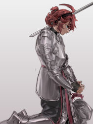  1girl absurdres armor black_gloves black_hairband blue_eyes bluish_gray_cat commentary fingerless_gloves gloves gradient_background grey_background gundam gundam_suisei_no_majo hair_up hairband highres kneeling knight knighting long_hair own_hands_together red_hair solo suletta_mercury sword weapon 