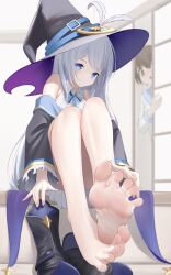 1girl absurdres barefoot blue_eyes boots feet grey_hair hat highres j.c.14 large_hat light_smile long_hair looking_at_viewer shoes soles spread_toes toes unworn_boots unworn_shoes witch_hat rating:Sensitive score:88 user:ssfl