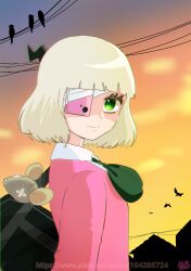  1girl absurdres bag bandaged_head bandages black_horns blonde_hair blunt_bangs cellphone chromatic_aberration collared_shirt commentary_request eyepatch from_side green_eyes green_neckerchief highres horns long_sleeves looking_at_viewer neckerchief phone phone_eyepatch pink_sweater puffy_sleeves ruru_(shinsei_kamattechan) school_bag shinsei_kamattechan shirt short_hair signature single_horn smile stuffed_animal stuffed_mouse stuffed_toy sunset sweater user_egpp8434 watermark white_shirt 