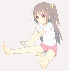1girl annoyed barefoot blouse brown_hair child commentary feet female_focus full_body grey_background long_hair meito_(maze) original pink_eyes pink_shorts shirt short_shorts shorts side_ponytail simple_background sitting solo spread_legs stretching t-shirt v-shaped_eyebrows very_long_hair wavy_mouth white_shirt rating:Sensitive score:32 user:danbooru
