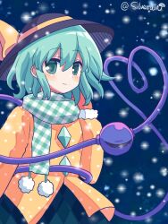  1girl black_hat blush bow buttons closed_mouth commentary diamond_button eyeball fur-trimmed_sleeves fur_trim green_eyes green_hair green_scarf green_skirt hat hat_bow heart heart_of_string highres komeiji_koishi long_sleeves looking_at_viewer scarf shirt silverrain skirt smile snowing solo third_eye touhou twitter_username yellow_bow yellow_shirt 
