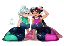 2girls breasts callie_(splatoon) large_breasts little_blood marie_(splatoon) multiple_girls nintendo simple_background splatoon_(series) splatoon_1 tentacle_hair white_background