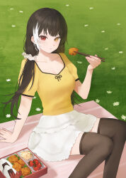  1girl absurdres alternate_costume arm_support bento black_thighhighs breasts chopsticks closed_mouth collarbone commentary english_commentary food girls&#039;_frontline grass hair_ornament hair_scrunchie heterochromia highres holding holding_chopsticks kir_(khw66136132) long_hair looking_at_viewer low_twintails multicolored_hair onigiri red_eyes ro635_(girls&#039;_frontline) sausage scrunchie shirt sitting skirt solo thighhighs tomato twintails two-tone_hair white_scrunchie white_skirt yellow_eyes yellow_shirt 