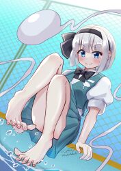 1girl ass bare_legs barefoot black_hairband blue_eyes blush chain-link_fence feet fence green_jacket green_skirt hairband highres jacket konpaku_youmu konpaku_youmu_(ghost) legs looking_ahead myon_(phrase) nail_polish pool poolside rital shirt short_hair short_sleeves sitting skirt solo spread_toes thighs toenail_polish toenails toes touhou water water_drop white_hair white_shirt rating:Sensitive score:9 user:danbooru
