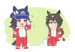  2girls :d animal_ears artist_name black_hat brown_hair chibi chibi_only commentary_request ear_covers ear_ornament fenomeno_(umamusume) green_background hair_between_eyes hat horse_ears horse_girl horse_tail jacket long_hair long_sleeves mukakin multicolored_hair multiple_girls open_mouth pants peaked_cap purple_eyes purple_hair red_jacket red_pants salute shoes sidelocks sitting smile sneakers standing stay_gold_(umamusume) streaked_hair tail tracen_training_uniform track_jacket track_pants two-tone_background umamusume v-shaped_eyebrows very_long_hair white_background white_hair 