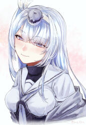  1girl absurdres fuyutsuki_(kancolle) grey_neckerchief grey_shawl hagioshi headband highres kantai_collection neckerchief one_side_up sailor_collar shawl shirt smile solo upper_body white_headband white_sailor_collar white_shirt 