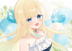  1girl :d aizawa_ema balloon bare_shoulders blonde_hair blue_dress blue_eyes blue_hair blurry blurry_background breasts cleavage collarbone commentary_request criss-cross_halter depth_of_field dress gradient_hair halterneck heart_balloon highres looking_at_viewer medium_breasts multicolored_hair open_mouth rino_cnc smile solo virtual_youtuber vspo! 