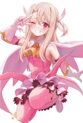  1girl :d absurdres ascot bare_shoulders blush boots breasts commentary_request elbow_gloves fate/kaleid_liner_prisma_illya fate_(series) feather_hair_ornament feathers full_body gloves grey_hair grin hair_between_eyes hair_ornament highres illyasviel_von_einzbern kaze_22 korean_commentary layered_gloves leotard long_hair looking_at_viewer magical_girl one_eye_closed open_mouth parted_lips pink_boots pink_eyes pink_feathers pink_leotard prisma_illya simple_background skirt small_breasts smile solo teeth thigh_boots v white_background white_gloves yellow_ascot 