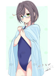  1girl abataa absurdres blue-framed_eyewear blue_one-piece_swimsuit blush brown_hair competition_school_swimsuit cowboy_shot dated glasses green_background green_eyes highres kantai_collection looking_at_viewer multicolored_hair okinami_(kancolle) one-piece_swimsuit pink_hair school_swimsuit short_hair signature smile solo swimsuit towel white_background 
