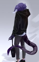  1girl absurdres black_hoodie black_shoes braid dragon_tail from_behind full_body grey_background grey_pants head_wings highres holding hood hoodie looking_down lumirumi nijisanji nijisanji_en pants purple_hair selen_tatsuki selen_tatsuki_(1st_costume) shoes sneakers solo standing tail twin_braids twitter_username virtual_youtuber wings 