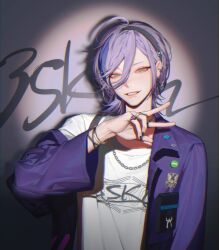  1boy ahoge badge black_hairband black_nails bracelet button_badge chain chain_necklace collared_jacket commentary_request ear_piercing earrings feather_hair_ornament feathers fingernails gold_ring green_eyes hair_between_eyes hair_ornament hairband half_updo hand_up highres jacket jewelry long_sleeves looking_at_viewer male_focus medium_hair nail_polish necklace nijisanji off_shoulder official_alternate_costume ohayosayonara open_clothes open_jacket parted_lips piercing pocket print_shirt purple_hair purple_jacket ring safety_pin_piercing sakaki_ness sakaki_ness_(2nd_costume) shadow shirt smile solo spotlight swept_bangs upper_body virtual_youtuber w white_shirt 