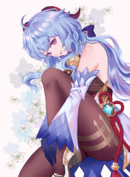  1girl ahoge anniecreate artist_name bare_shoulders bell black_legwear blue_gloves blue_hair bow chinese_knot detached_sleeves flower flower_knot ganyu_(genshin_impact) genshin_impact gloves gold_trim high_heels highres horns jewelry knee_up light_smile long_hair looking_at_viewer low_ponytail neck_bell ponytail purple_eyes qingxin_flower red_rope rope sidelocks sitting solo tassel thighlet vision_(genshin_impact) white_flower white_sleeves 