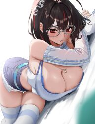  1girl absurdres bare_shoulders black_hair breasts cleavage commentary_request detached_sleeves dragon_hair_ornament earrings glasses goddess_of_victory:_nikke highres horai_sennkyo jewelry large_breasts long_hair looking_at_viewer lying moran_(nikke) moran_(off-duty_queen)_(nikke) multicolored_hair necklace official_alternate_costume on_side open_mouth ponytail red_eyes red_hair round_eyewear sidelocks sleeve_zipper smile solo streaked_hair thighhighs white_sleeves white_thighhighs 