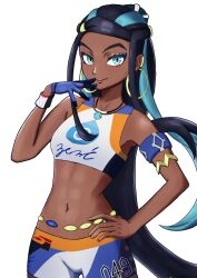  1girl absurdres armlet belly_chain bike_shorts blue_eyes blue_eyeshadow closed_mouth commentary_request cowboy_shot dark-skinned_female dark_skin dynamax_band earclip earrings eyelashes eyeshadow gloves hand_on_own_hip hand_up highres hoop_earrings jewelry long_hair makeup multicolored_hair navel nessa_(pokemon) nintendo ojizouz pokemon pokemon_swsh sidelocks simple_background single_glove smile solo sports_bra two-tone_hair white_background 