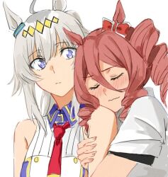  2girls ahoge animal_ears bare_shoulders blue_eyes blush bow closed_eyes closed_mouth collared_shirt commentary_request drill_hair drill_sidelocks ear_bow grey_hair hair_between_eyes head_on_another&#039;s_shoulder heads_together holding_another&#039;s_arm horse_ears horse_girl hug korean_commentary looking_at_another multiple_girls necktie norn_ace_(umamusume) official_alternate_costume oguri_cap_(umamusume) ponytail red_bow red_hair red_necktie risyo shirt side_drill sidelocks simple_background sleeveless sleeveless_shirt u_u umamusume umamusume:_cinderella_gray upper_body wavy_mouth white_background white_shirt 