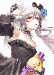  1girl absurdres bare_shoulders black_choker black_dress black_hat black_ribbon blue_flower blue_rose center_frills choker detached_sleeves doll_joints dress flat_chest floating_hair flower frilled_dress frilled_sleeves frills grey_hair hair_ribbon hat highres holding holding_stuffed_toy joints long_hair long_sleeves looking_at_viewer okoge_(koge_chan) orchis puffy_long_sleeves puffy_sleeves red_eyes ribbon ribbon_choker rose shadowverse shadowverse:_worlds_beyond simple_background solo strapless strapless_dress stuffed_animal stuffed_cat stuffed_toy tilted_headwear top_hat twintails twitter_username upper_body white_background 