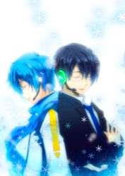 2boys back-to-back bad_id bad_pixiv_id black_hair blue_eyes blue_hair blue_scarf closed_eyes formal_clothes glasses headset hiyama_kiyoteru kaito_(vocaloid) male_focus multiple_boys necktie scarf smile snow snowflakes suit utility_pole_(artist) vocaloid 