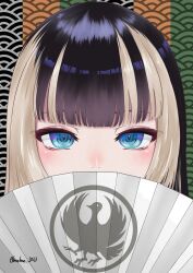  1girl absurdres artist_name black_hair blue_eyes commentary covering_own_mouth hand_fan highres hololive hololive_dev_is hone_ryu juufuutei_raden juufuutei_raden_(1st_costume) long_hair looking_at_viewer multicolored_hair paper_fan seigaiha solo streaked_hair two-tone_hair virtual_youtuber white_hair yatagarasu 