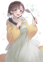  1girl ame33_2 apron black_eyes brown_hair commentary_request cowboy_shot dress hair_over_shoulder hands_up highres holding holding_ladle ladle long_hair long_sleeves looking_at_viewer open_mouth ponytail ranma_1/2 solo tendou_kasumi twitter_username white_apron white_background yellow_dress 
