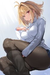  1girl ahoge arcueid_brunestud ass blonde_hair blue_skirt blush boots breasts brown_boots from_below gluteal_fold grabbing_own_leg hand_on_own_chest highres huge_ass jewelry large_breasts looking_at_viewer necklace plump short_hair sitting skirt smile suurin_(ksyaro) sweater thick_thighs thighs tsukihime tsukihime_(remake) turtleneck turtleneck_sweater white_sweater 