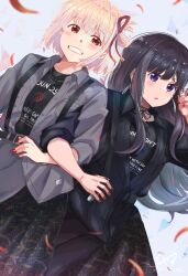  2girls backpack bag black_choker black_hair black_jacket black_ribbon blonde_hair blush chai_haru choker clenched_teeth commentary_request grey_jacket hair_ribbon highres inoue_takina jacket locked_arms long_hair lycoris_recoil multiple_girls nail_polish nishikigi_chisato one_side_up purple_eyes red_eyes red_nails red_ribbon ribbon ribbon_choker short_hair sidelocks teeth 