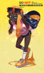  1girl aqua_eyes black_shorts commentary dark-skinned_female dark_skin dolphin_shorts eyewear_on_head full_body grin hand_on_own_face highres holding inkling inkling_girl inkling_player_character jinkoika long_hair looking_at_viewer nintendo orange_hair orange_shoes pink_shirt pointy_ears red-framed_eyewear shirt shoes shorts slosher_(splatoon) smile smug sneakers socks solo splatoon_(series) standing striped_clothes striped_shirt sunglasses symbol-only_commentary tentacle_hair three-quarter_sleeves two-tone_shirt v-shaped_eyebrows white_shirt white_socks yellow_background 